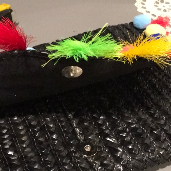 Real Straw Pom Pom Clutch. Carnival time or Vacay! - Picture 6 of 8